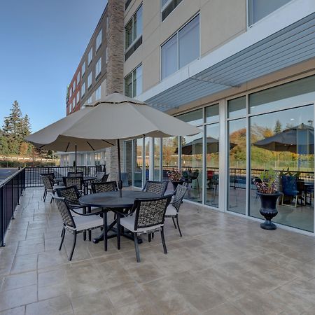 Holiday Inn Express & Suites - Auburn Downtown By Ihg Exterior photo