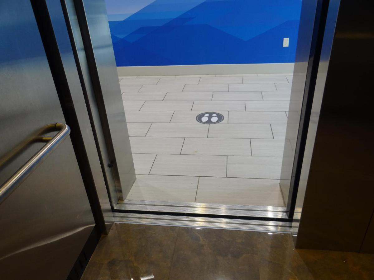 Holiday Inn Express & Suites - Auburn Downtown By Ihg Exterior photo
